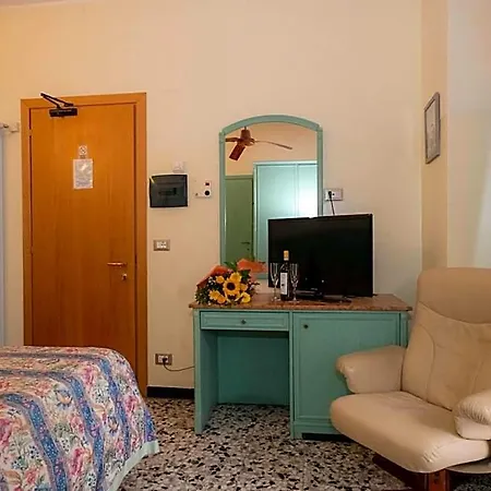 Magnolia ألبينغا